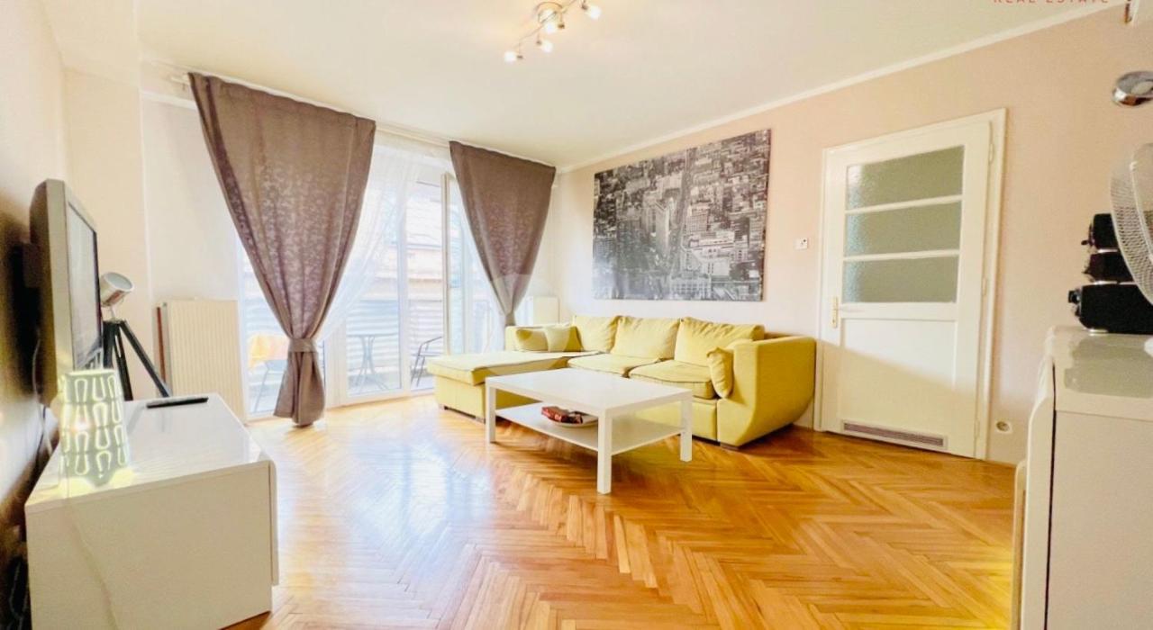 Apartment Baseskija Sarajevo Buitenkant foto